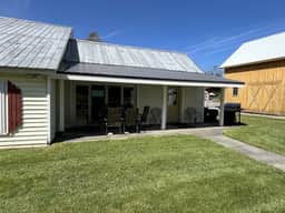 1825 Barn - Image 2