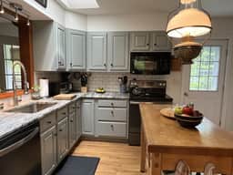 Cardinal Cottage - Image 2