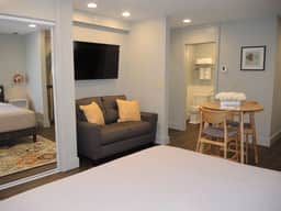 Creamery Apartment #11 of 11 - Image 5