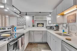 Creamery Apartment #2 of 11 - Image 4