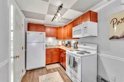 Creamery Apartment #8 of 11 - Image 2