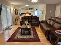 Federal House Apartment 1 - Image 2