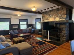 Hatch's Lodge - Image 5