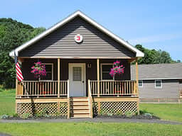 Home Run Cabins # 1 - Image 2