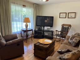 JR's Place - Image 4