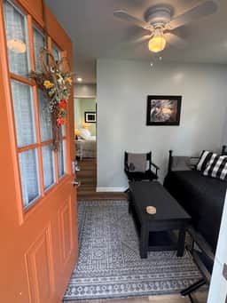Lakeside Suite - Image 5