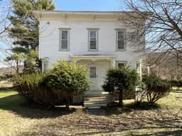 Laurens Manor - Image 4