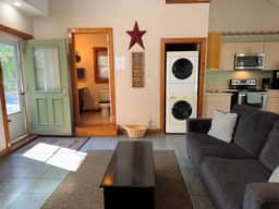 Lindsey's Cottage - Image 4