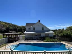 Peterson Place - Image 4