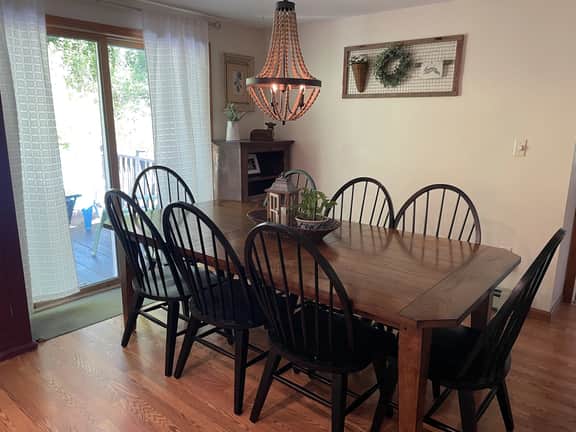 Alana Bertch Cottage - Image 4