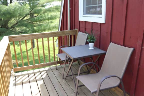 Breezy Acres Farm Apartment 1 - Image 2