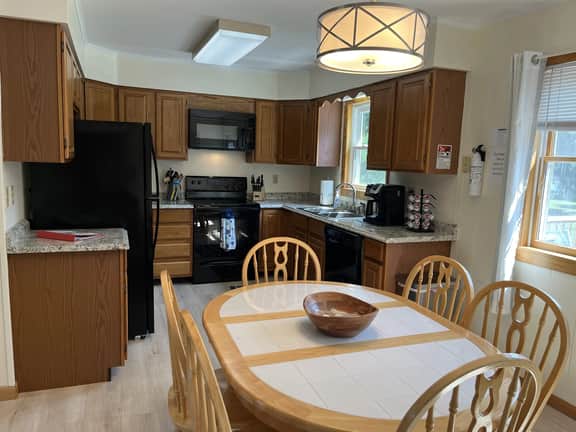 Ruth's Creekside - Image 5