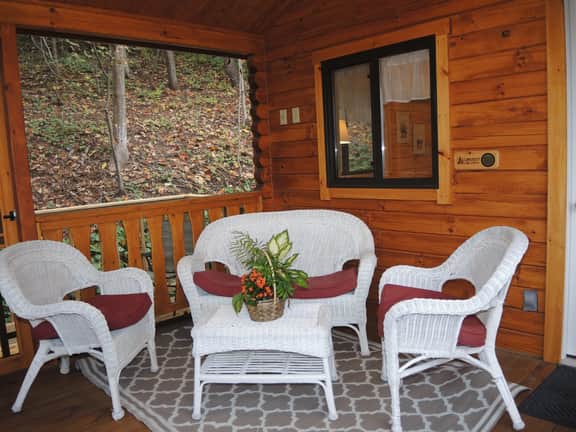 Terrace Lawn Cabin - Image 2