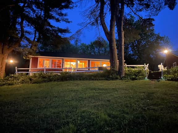 Twin Pines at the Lake - Image 5
