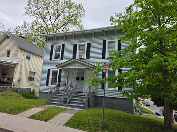 40 West - Image 1