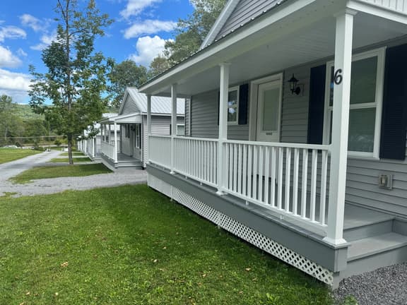 Creekside Cottages #6 of 12 - Image 1