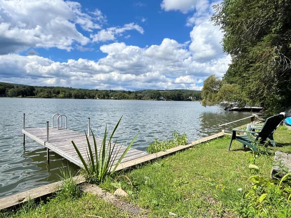 Lakeview Cottage - Image 1