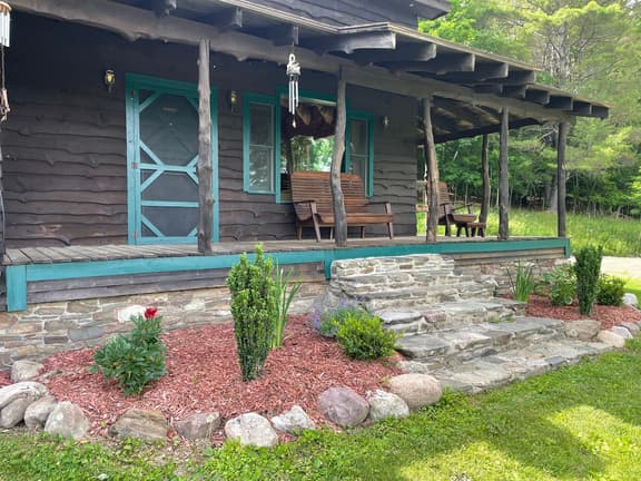 Stolk's Lodge - Image 1