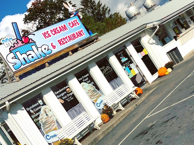 Mr. Shake's Mini Golf